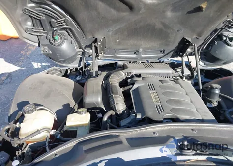 2006 Pontiac Solstice z USA, uszkodzony, nr VIN 1G2MB33B86Y102073